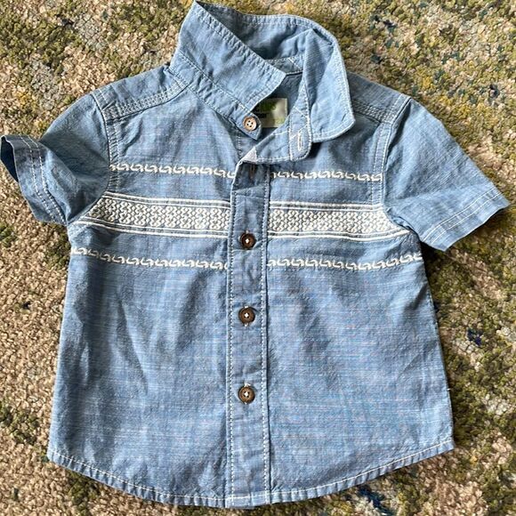 3 for $15 - bundle of 3 baby shirts - Picture 6 of 7